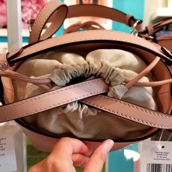 Kate Spade By The Pool Flamingo Pippa Bucket Bag - Picture 2 of 12